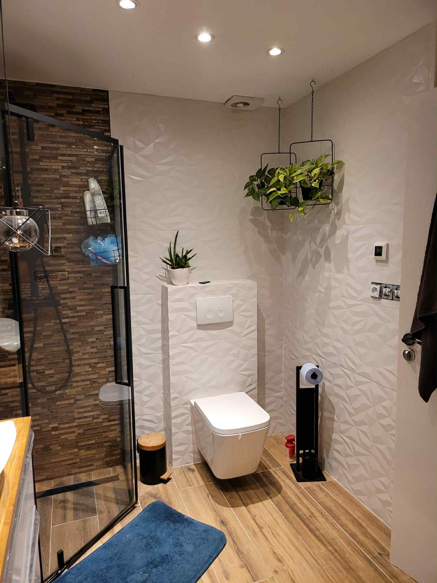 d27d5b89-dc0b-4729-a4a7-2854e4f87c78